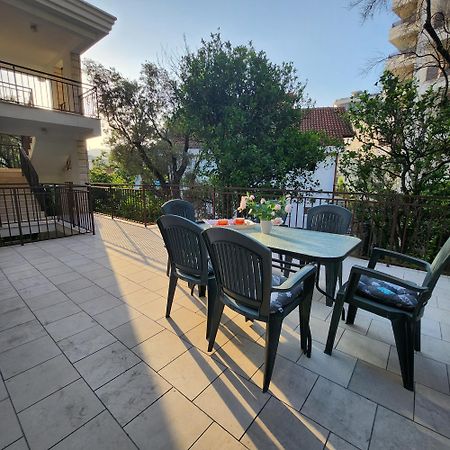 Bela Kuca Studio Apartments-Na Korak Do Mora-A Step To The Sea 拉法洛维奇 外观 照片