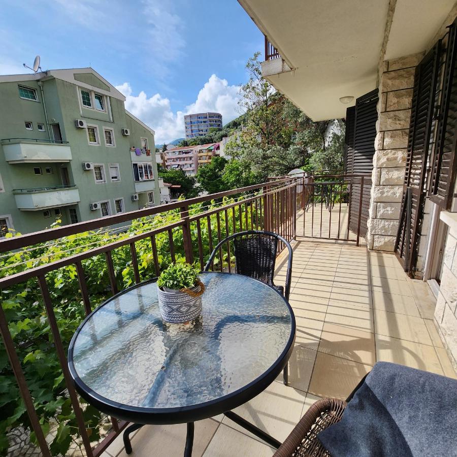 Bela Kuca Studio Apartments-Na Korak Do Mora-A Step To The Sea 拉法洛维奇 外观 照片