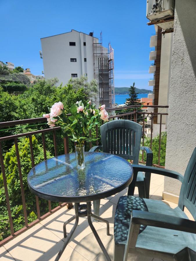 Bela Kuca Studio Apartments-Na Korak Do Mora-A Step To The Sea 拉法洛维奇 外观 照片