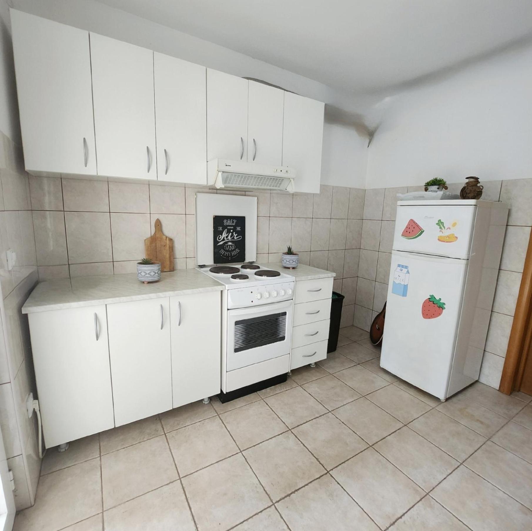 Bela Kuca Studio Apartments-Na Korak Do Mora-A Step To The Sea 拉法洛维奇 外观 照片
