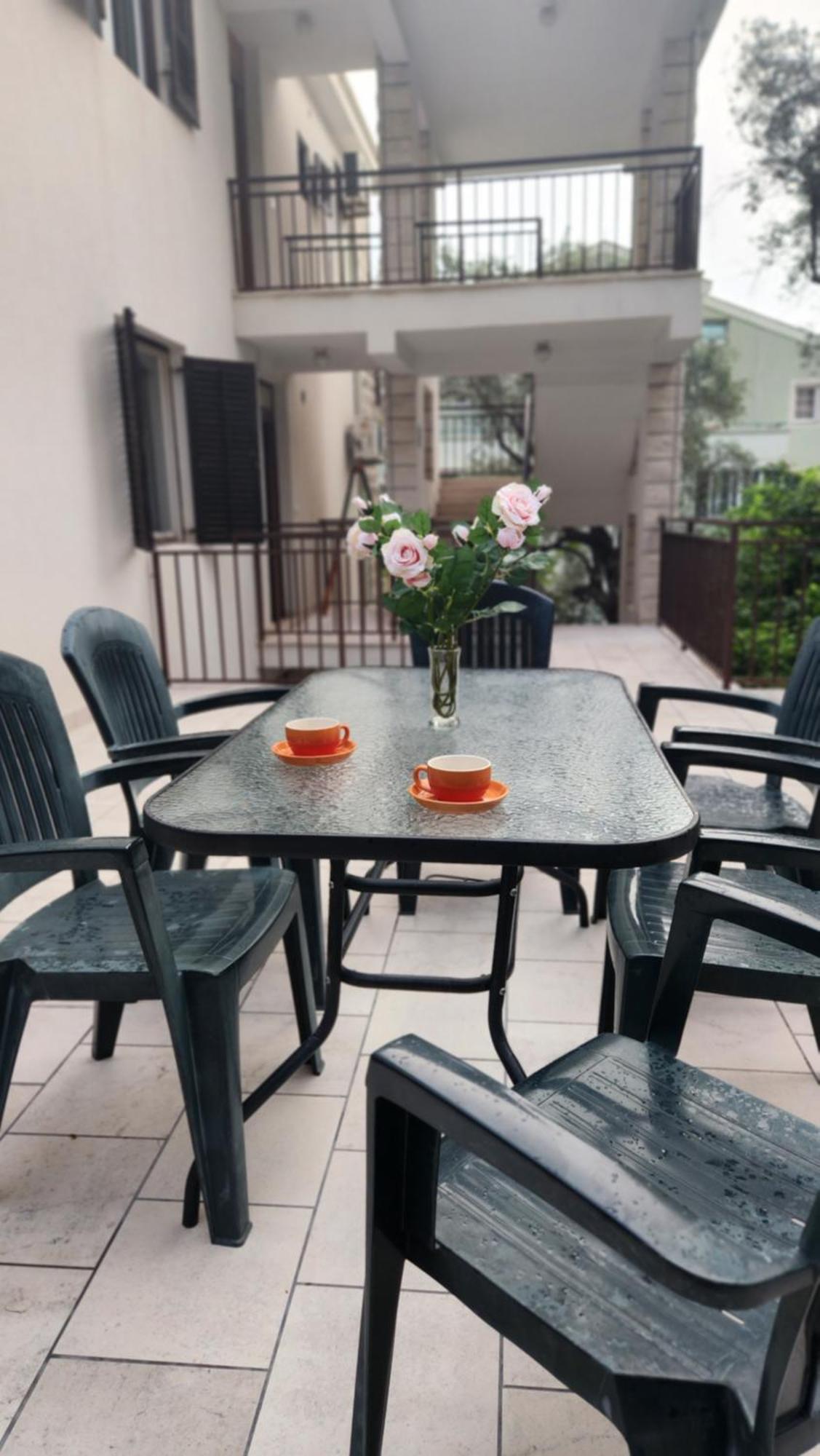 Bela Kuca Studio Apartments-Na Korak Do Mora-A Step To The Sea 拉法洛维奇 外观 照片