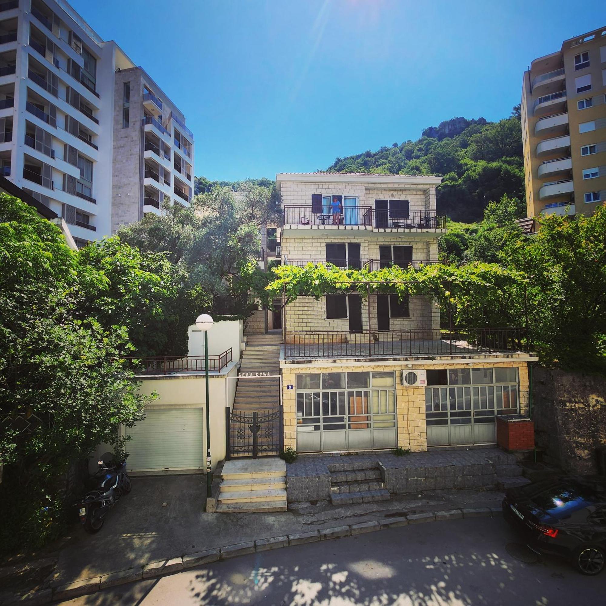 Bela Kuca Studio Apartments-Na Korak Do Mora-A Step To The Sea 拉法洛维奇 外观 照片
