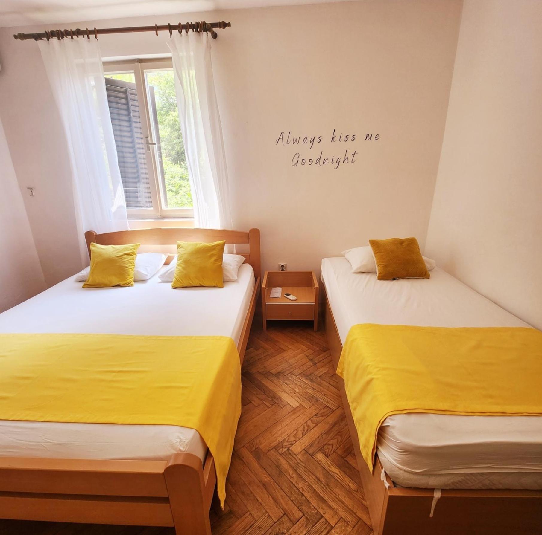 Bela Kuca Studio Apartments-Na Korak Do Mora-A Step To The Sea 拉法洛维奇 外观 照片