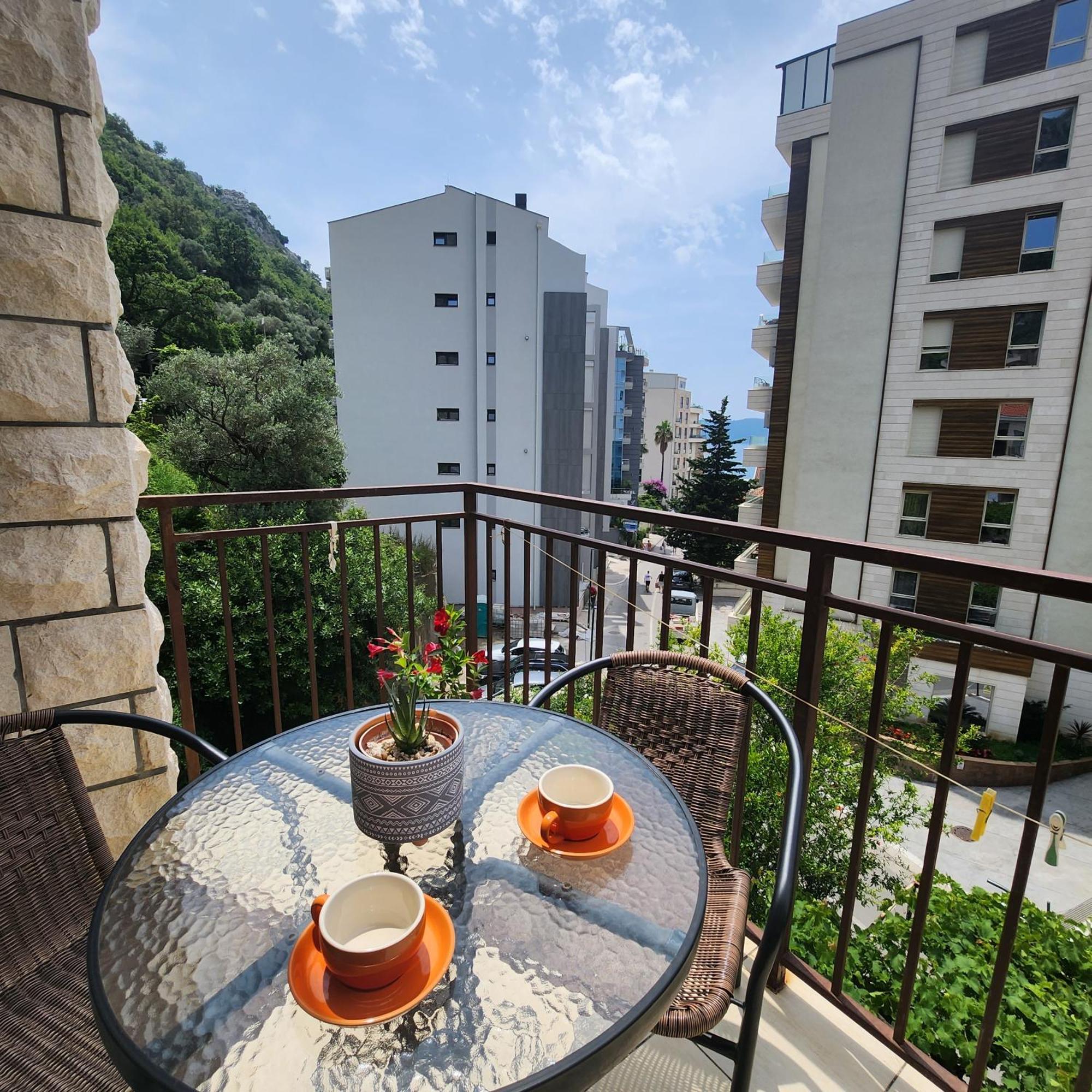 Bela Kuca Studio Apartments-Na Korak Do Mora-A Step To The Sea 拉法洛维奇 外观 照片