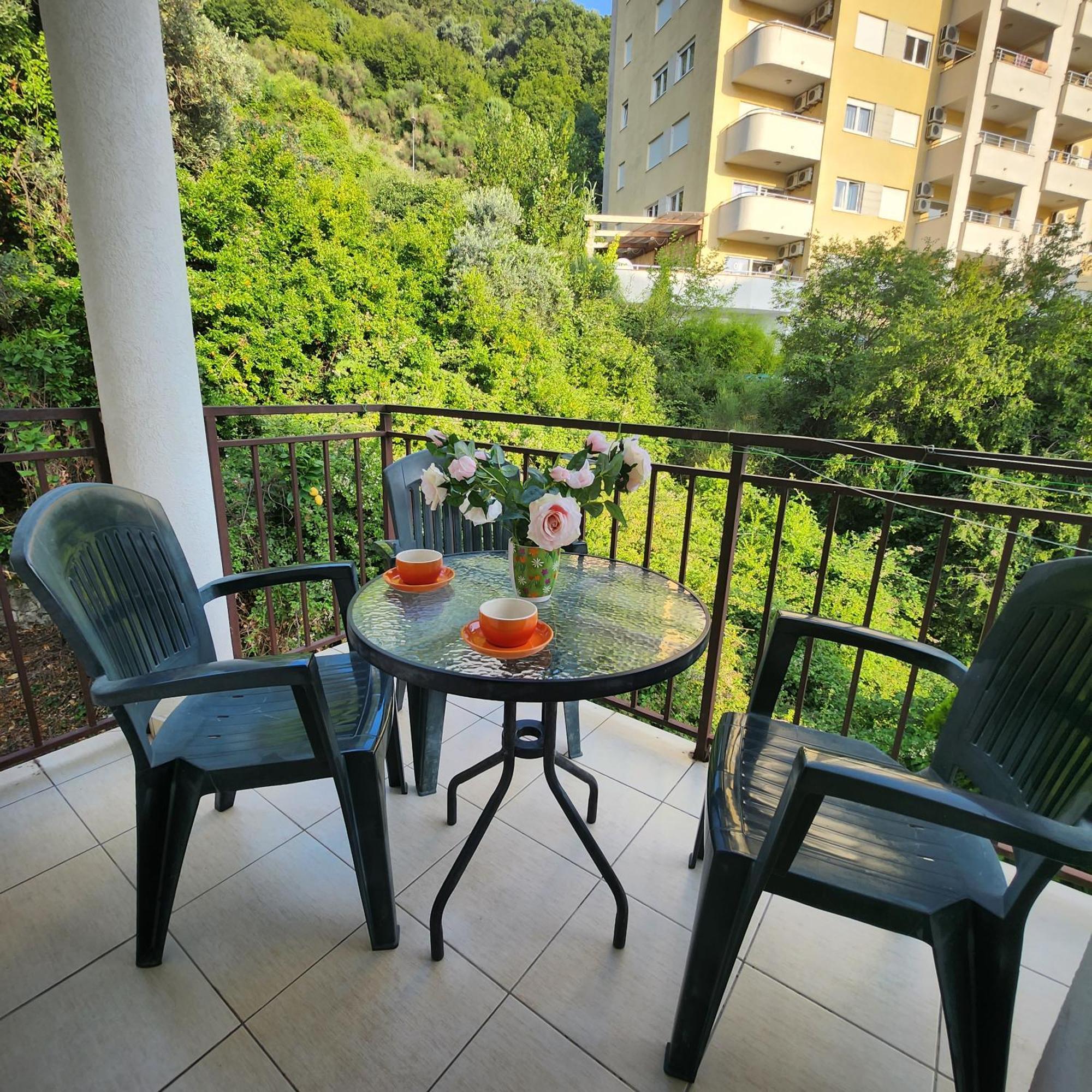 Bela Kuca Studio Apartments-Na Korak Do Mora-A Step To The Sea 拉法洛维奇 外观 照片