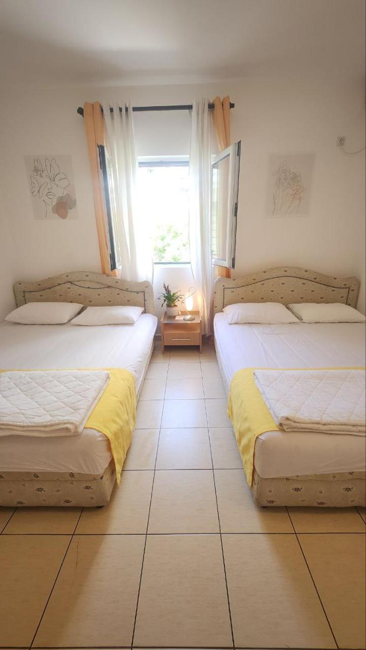 Bela Kuca Studio Apartments-Na Korak Do Mora-A Step To The Sea 拉法洛维奇 外观 照片