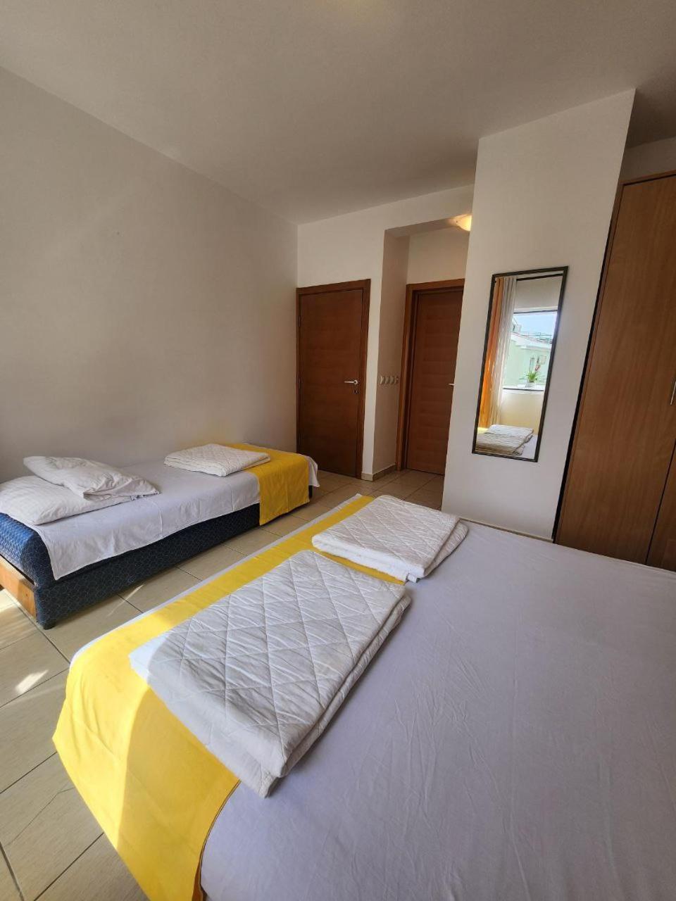 Bela Kuca Studio Apartments-Na Korak Do Mora-A Step To The Sea 拉法洛维奇 外观 照片